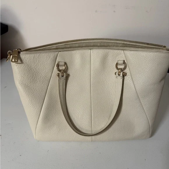 Coach White Leather Tote Bag - Picture 2 of 11